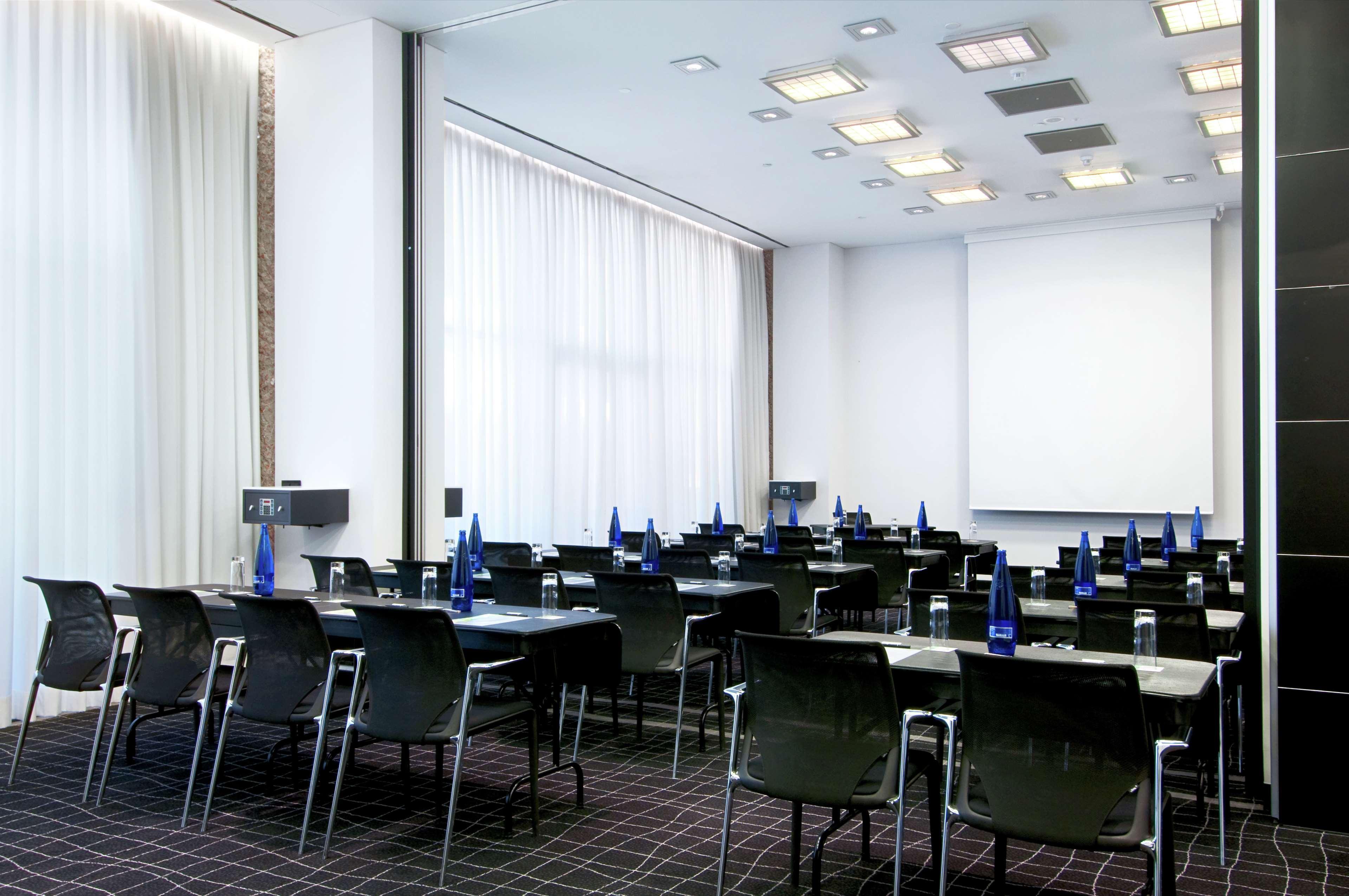 Hotel Hilton Madrid Airport Ristorante foto