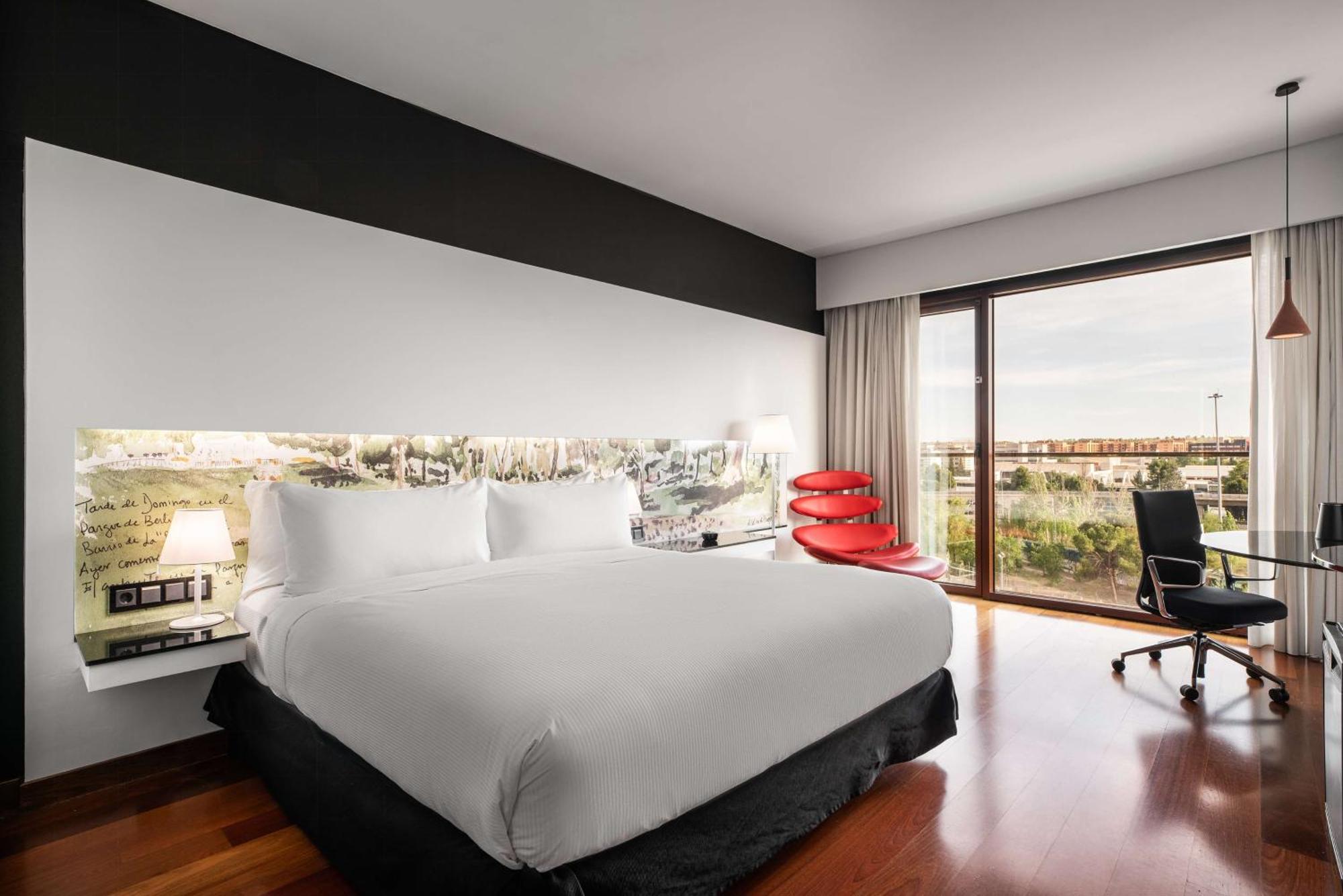 Hotel Hilton Madrid Airport Esterno foto