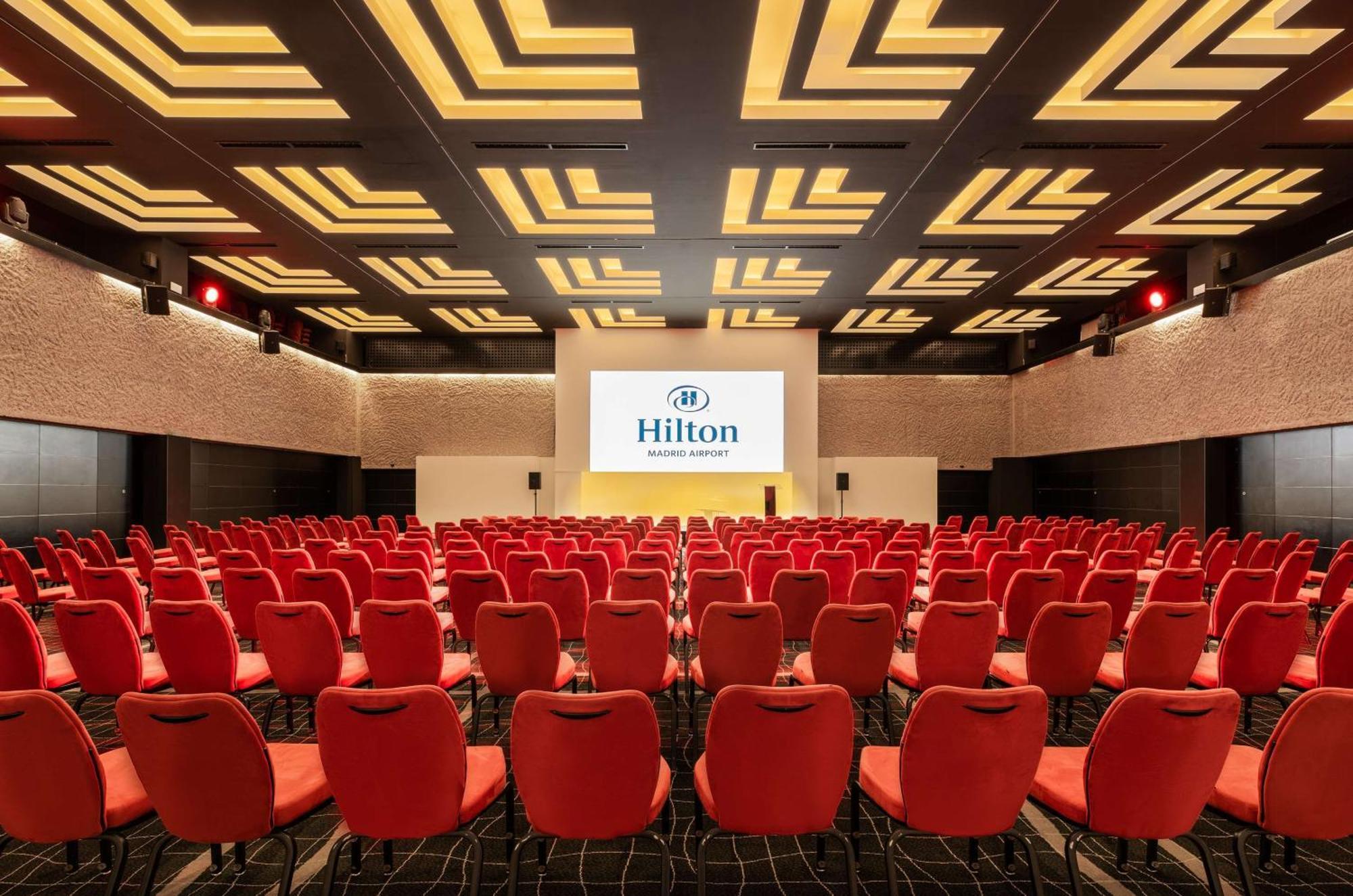 Hotel Hilton Madrid Airport Esterno foto